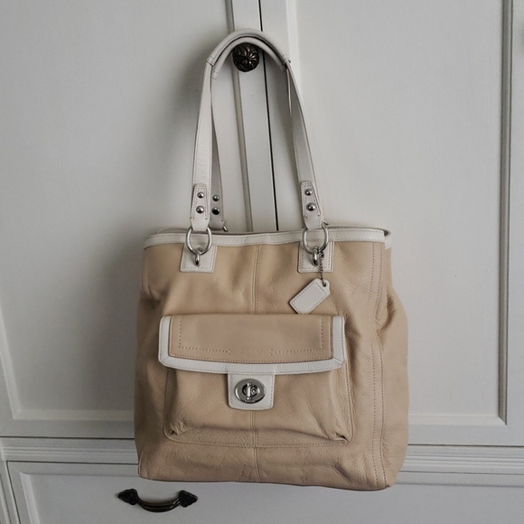 Coach leather Penelope tote bag - Picture 1 of 16